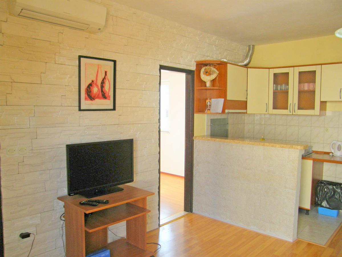 Apartments Jurica Primosten Exterior photo